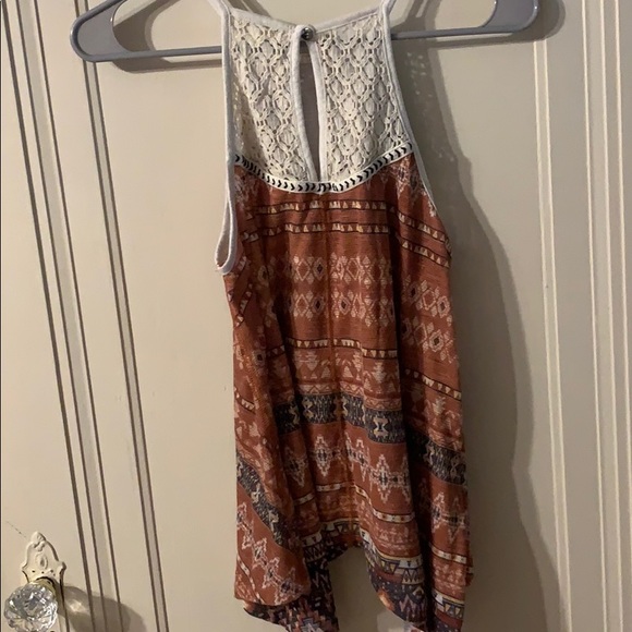 Gently used tank top! - Picture 2 of 2